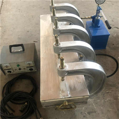 發(fā)貨啦，發(fā)貨啦 10臺(tái)皮帶硫化機(jī)再次發(fā)往新疆克拉瑪依